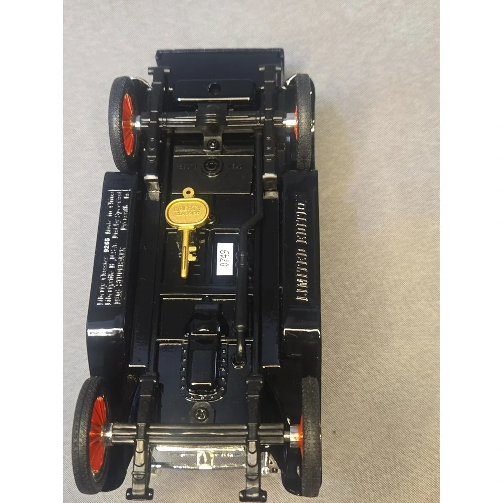 Liberty Classics 1916 Studebaker Truck Bank Marland Motor Oils Diecast With Key